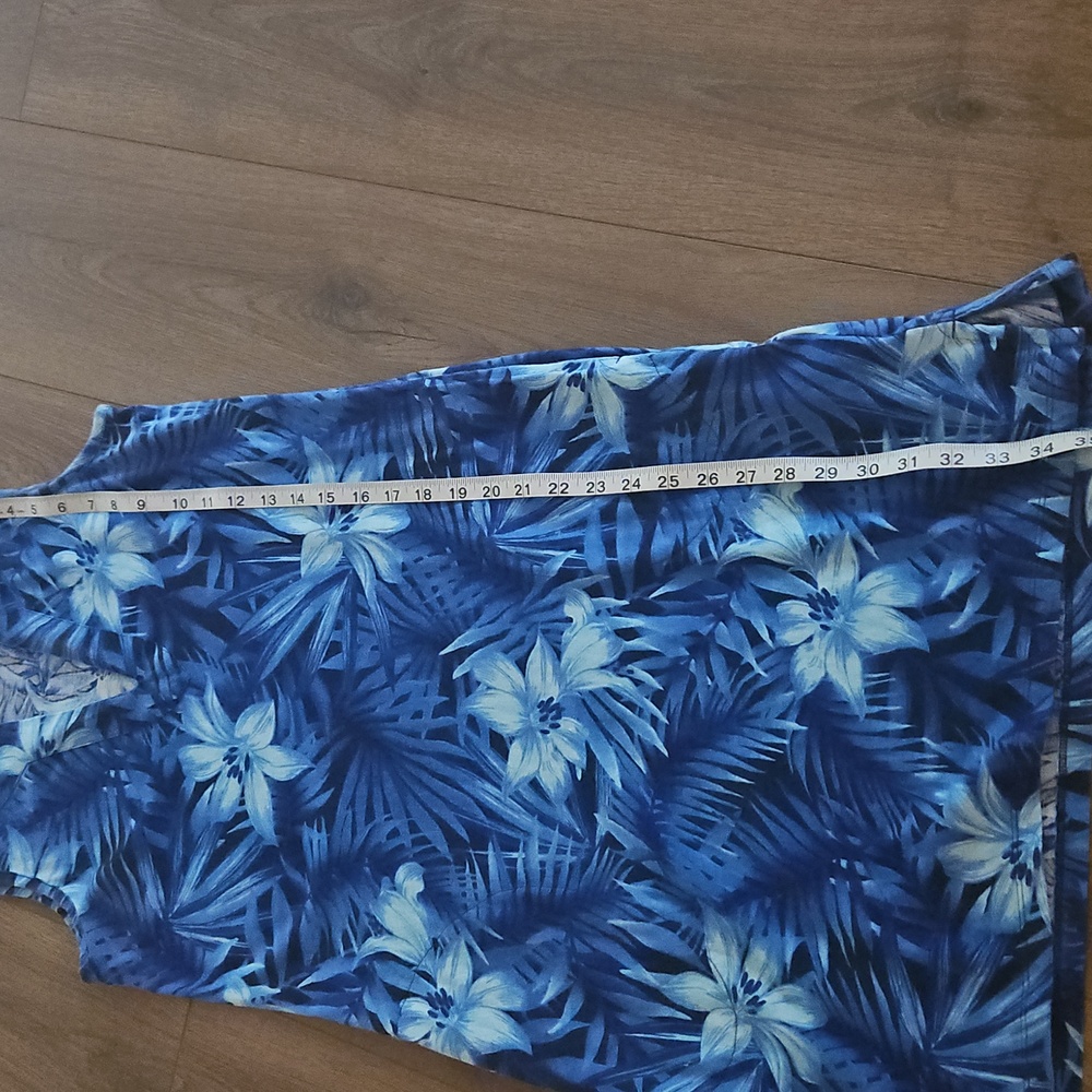 LANDS END Beach Cover Up - Picture 3 of 4